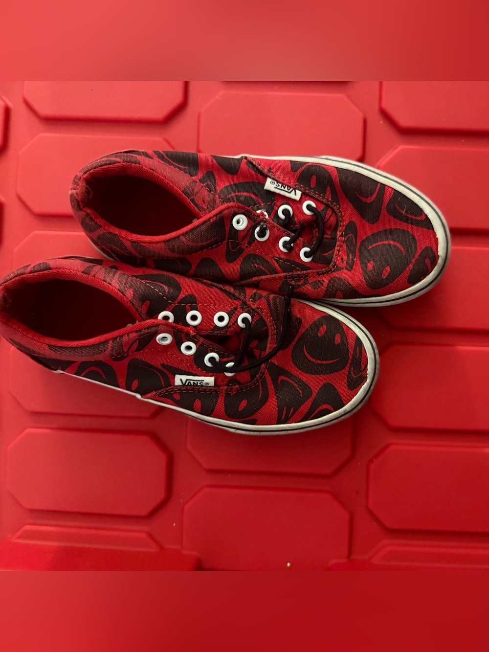 Vans x Alien Workshop Kids Size 13 Red Black Skate Shoes Rare 2013